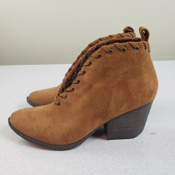 Coconuts by Matisse Shoes - Coconuts By Matisse Womens Brown Round Toe Block Heel Ankle Booties Size 6.5 M